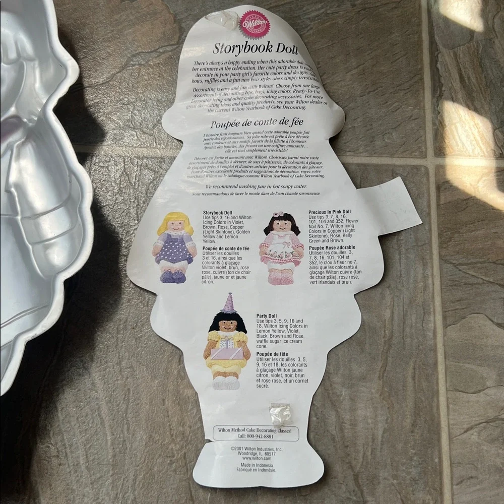 Vintage 2001 Wilton Aluminum Storybook Doll Cake Pan 2105-2048